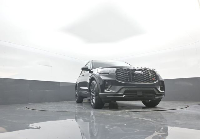 New 2026 Ford Explorer ST image 32