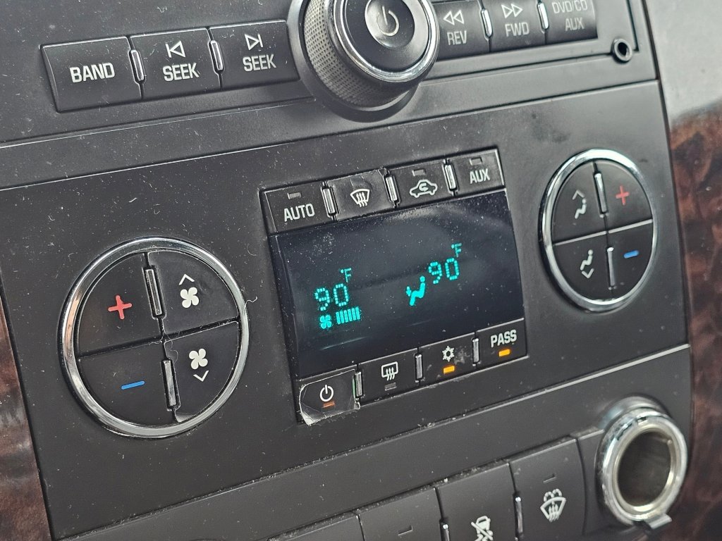 Used 2007 GMC Yukon Denali image 7