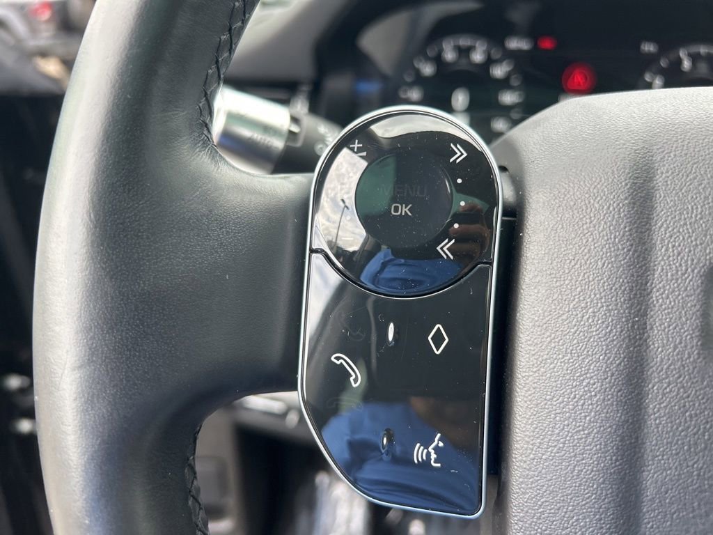 Used 2020 Land Rover Range Rover Evoque SE image 41