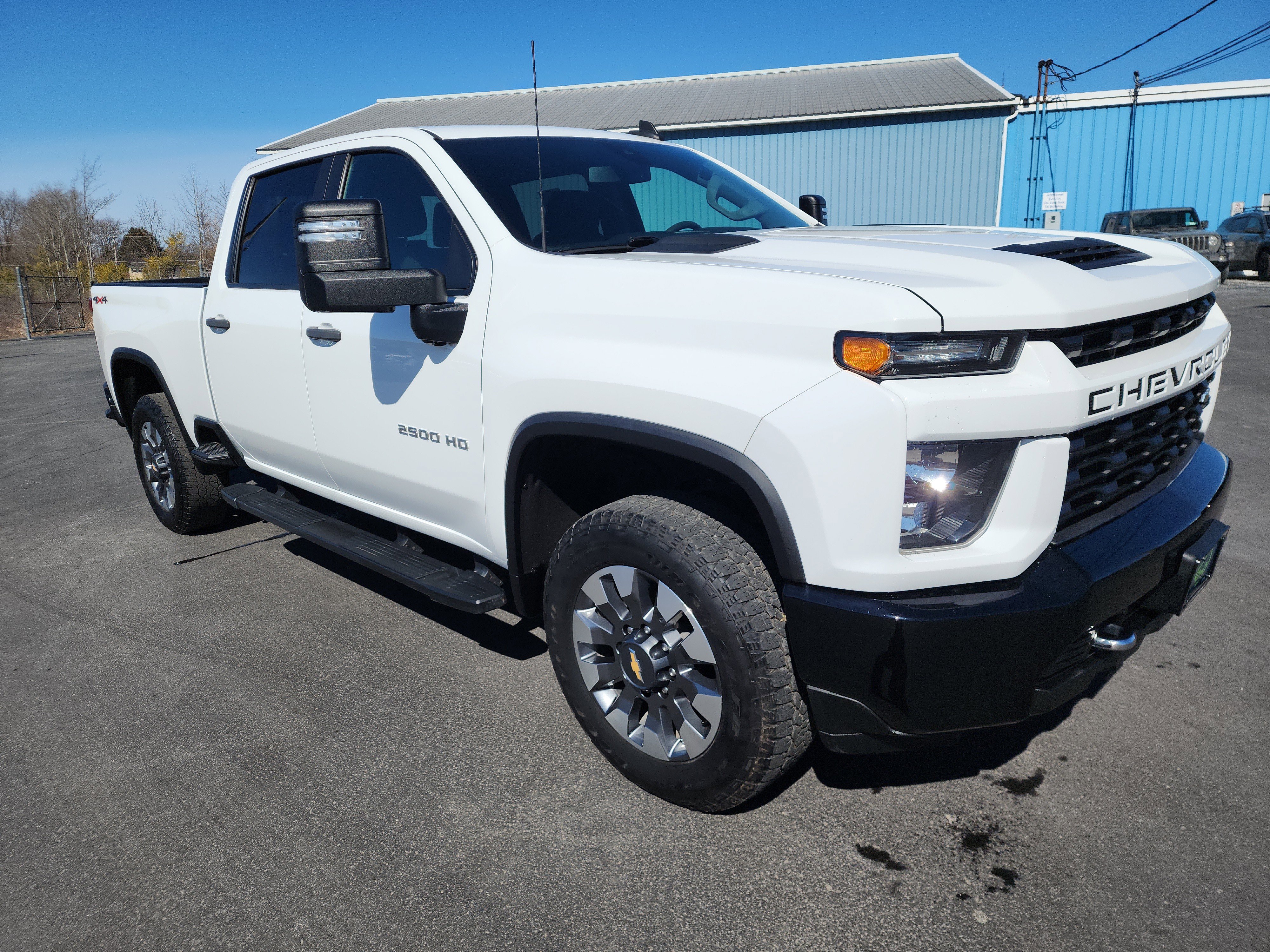 Used 2022 Chevrolet Silverado 2500 Custom w/ Custom Value Package image 2