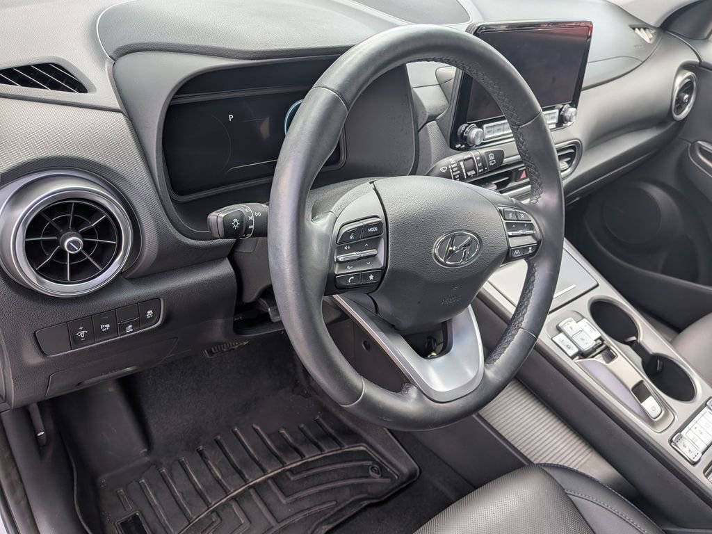 Certified 2023 Hyundai Kona Limited w/ Cargo Package FWD image 11