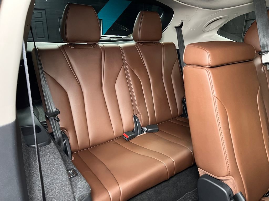 Used 2024 Acura MDX SH-AWD w/ Advance Package image 29