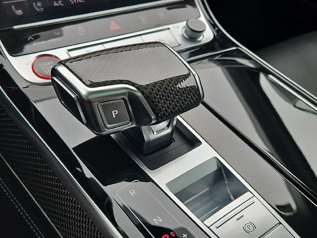 Certified 2023 Audi S8 AWD/4WD image 33