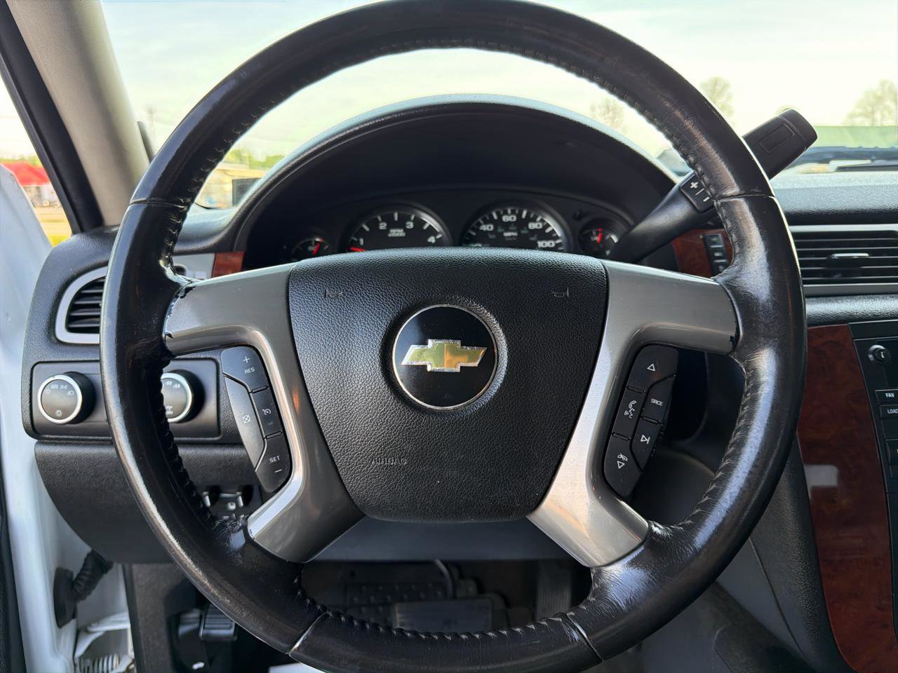 Used 2011 Chevrolet Silverado 3500 LTZ AWD/4WD image 10