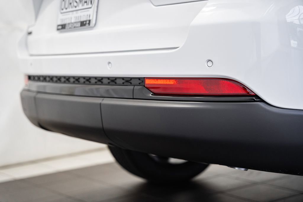 New 2025 Jeep Grand Cherokee Altitude image 6