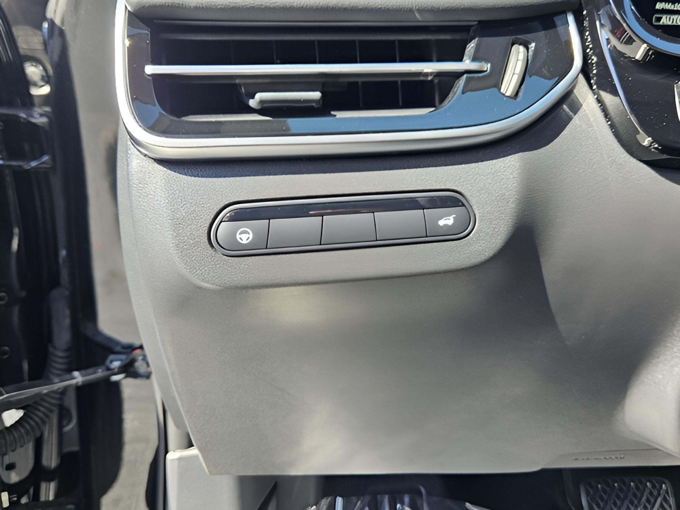 Used 2026 INFINITI QX60 Luxe w/ Cargo Package AWD/4WD image 16