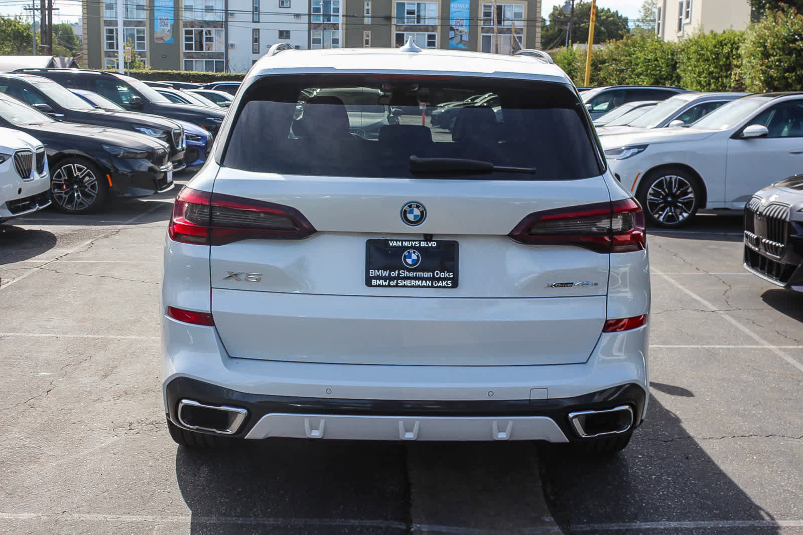 Certified 2023 BMW X5 xDrive45e w/ Executive Package image 5