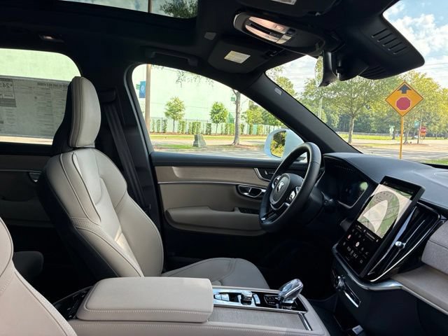 New 2026 Volvo XC90 B5 Core AWD/4WD image 24