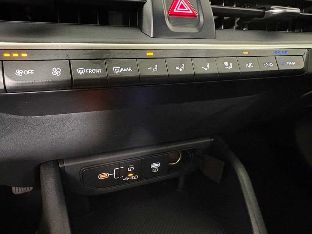 New 2026 Kia K4 FWD image 32