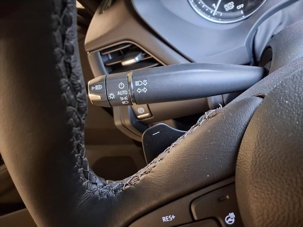 Used 2026 Cadillac CT4 Luxury image 8