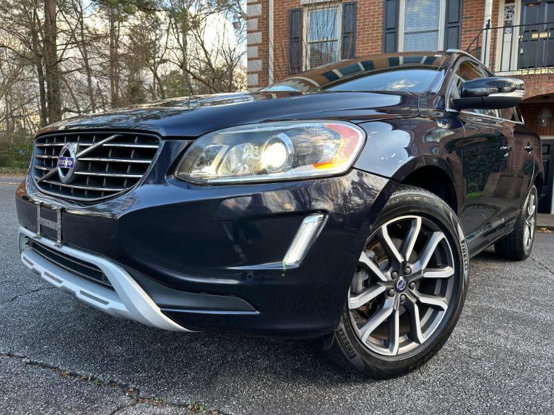 Used 2017 Volvo XC60 T6 Dynamic w/ Preferred Option Package image 2
