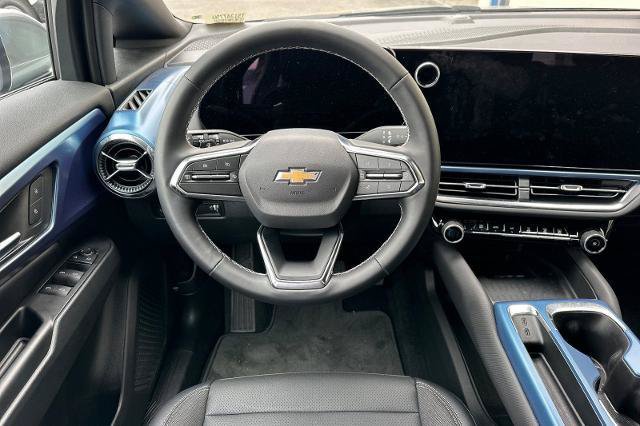 New 2026 Chevrolet Equinox EV LT FWD image 17