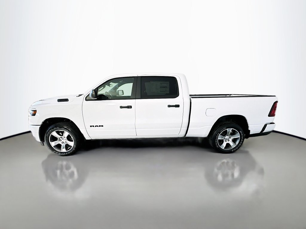 New 2026 RAM 1500 Express AWD/4WD image 4