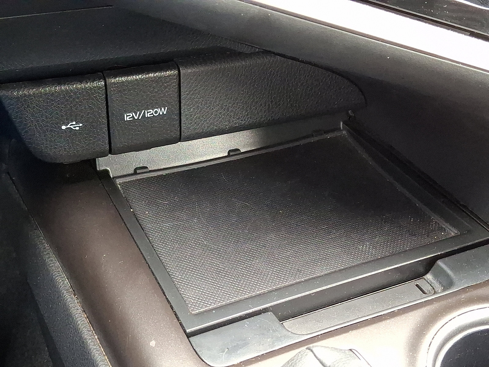 Used 2024 Toyota Camry SE FWD image 23