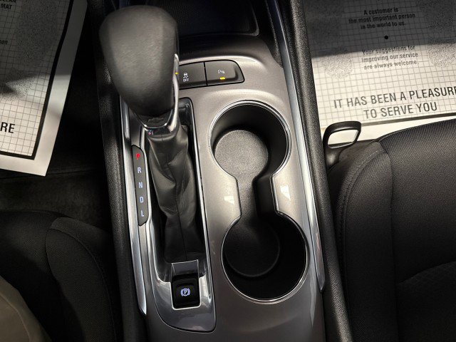 Used 2025 Chevrolet Malibu LT image 24