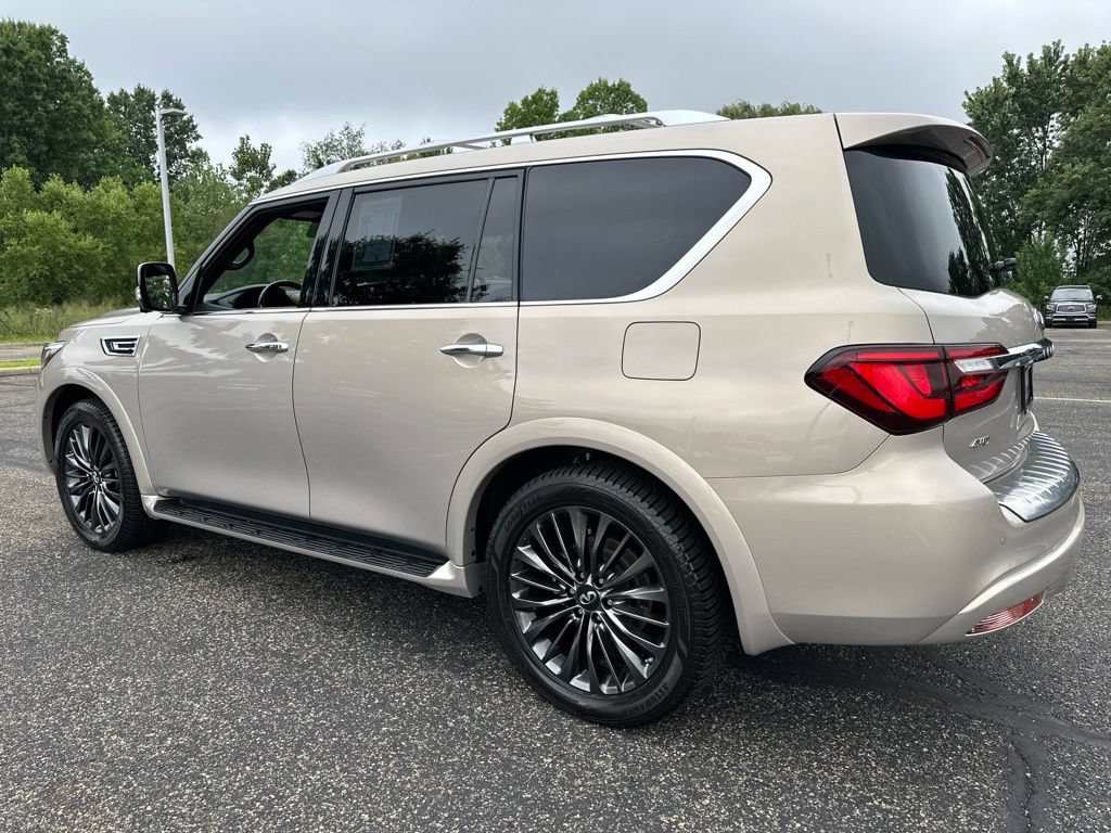 Used 2022 INFINITI QX80 Sensory w/ All-Season Package AWD/4WD image 11