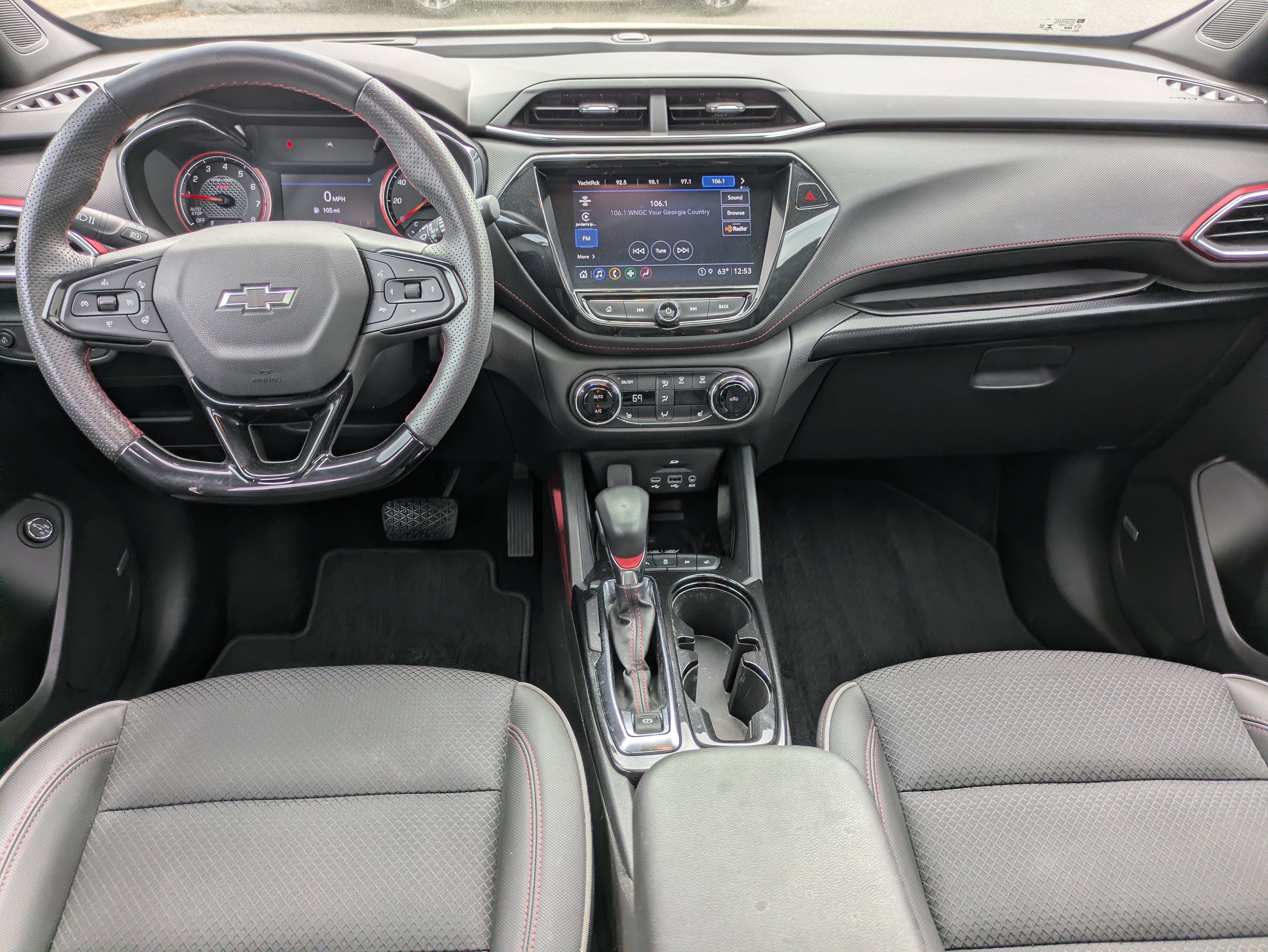 Used 2023 Chevrolet TrailBlazer RS w/ Sun and Liftgate Package image 16