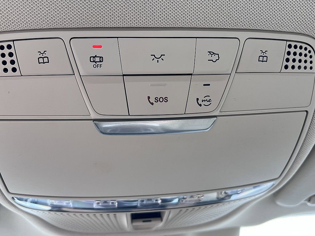 Used 2020 Mercedes-Benz GLC 300 4MATIC image 20