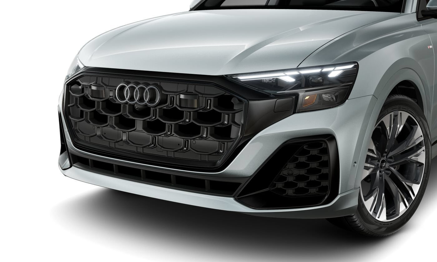Certified 2025 Audi Q8 Premium Plus w/ Premium Plus Package AWD/4WD image 6