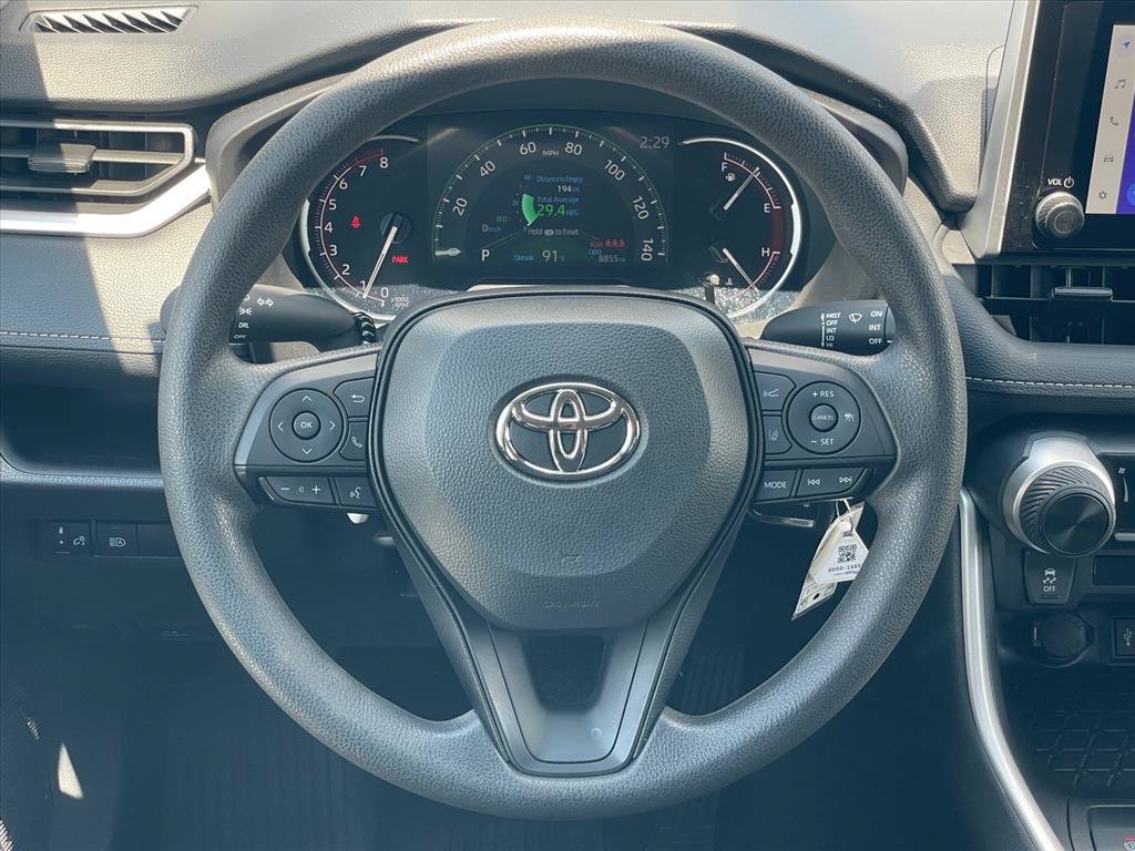 Used 2024 Toyota RAV4 LE AWD/4WD image 12