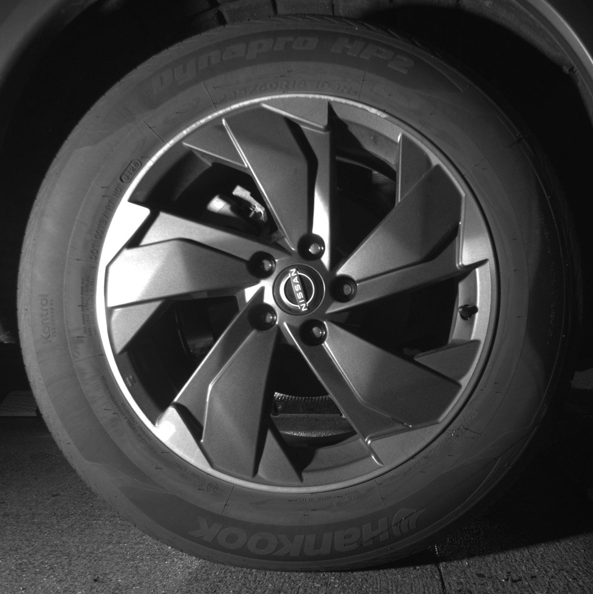 Used 2025 Nissan Rogue SV AWD/4WD image 15