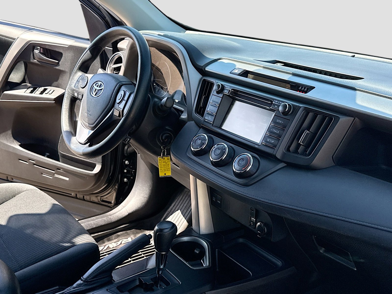 Used 2018 Toyota RAV4 LE w/ All Weather Liner Package AWD/4WD image 5