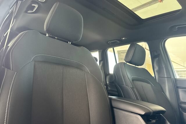 New 2026 Jeep Grand Cherokee Laredo X AWD/4WD image 14