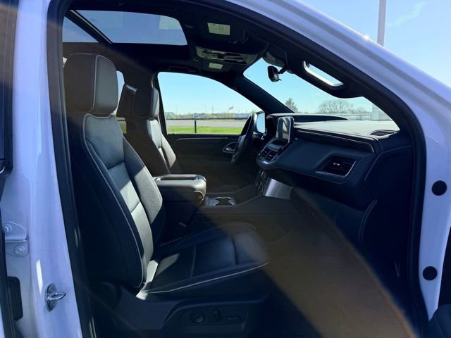 Used 2024 Chevrolet Tahoe Premier w/ Advanced Technology Package image 10