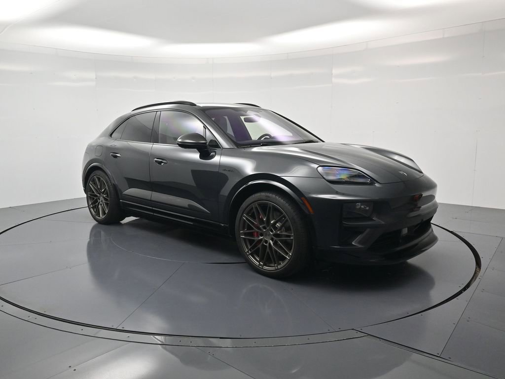Certified 2024 Porsche Macan Turbo Electric AWD/4WD image 40