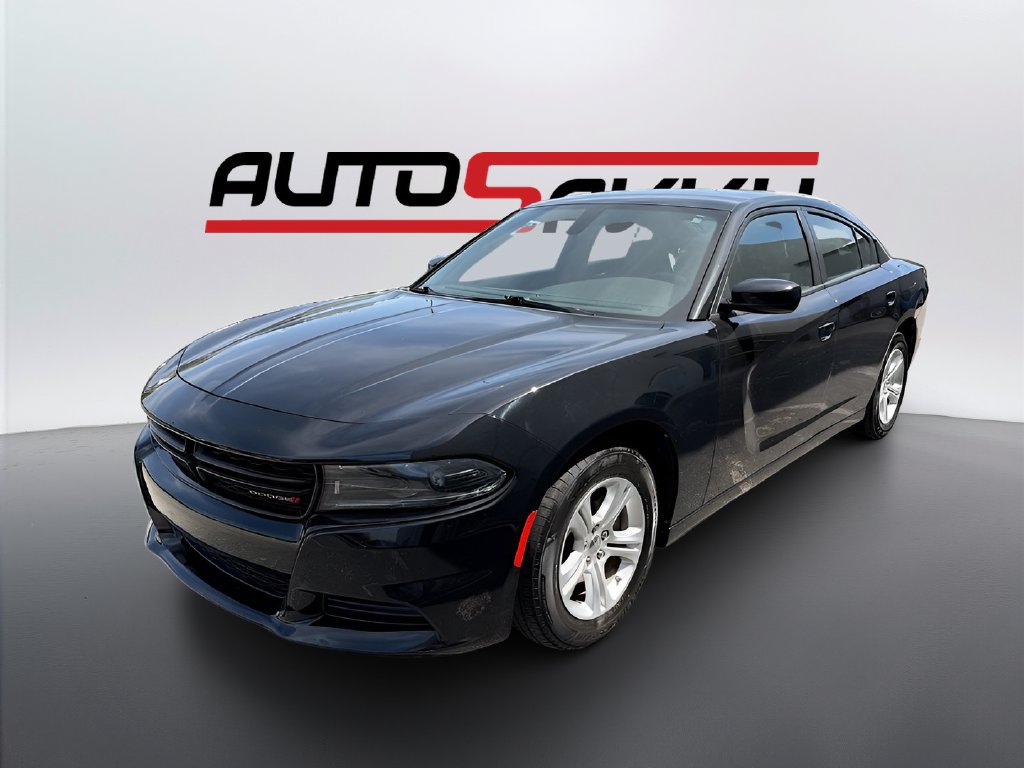 Used 2023 Dodge Charger SXT RWD image 3