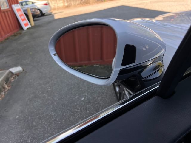 Used 2025 Porsche Panamera w/ Premium Package image 13