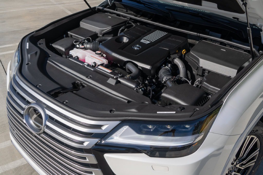New 2026 Lexus LX 600 4WD w/ Accessory Package (Z1) image 4