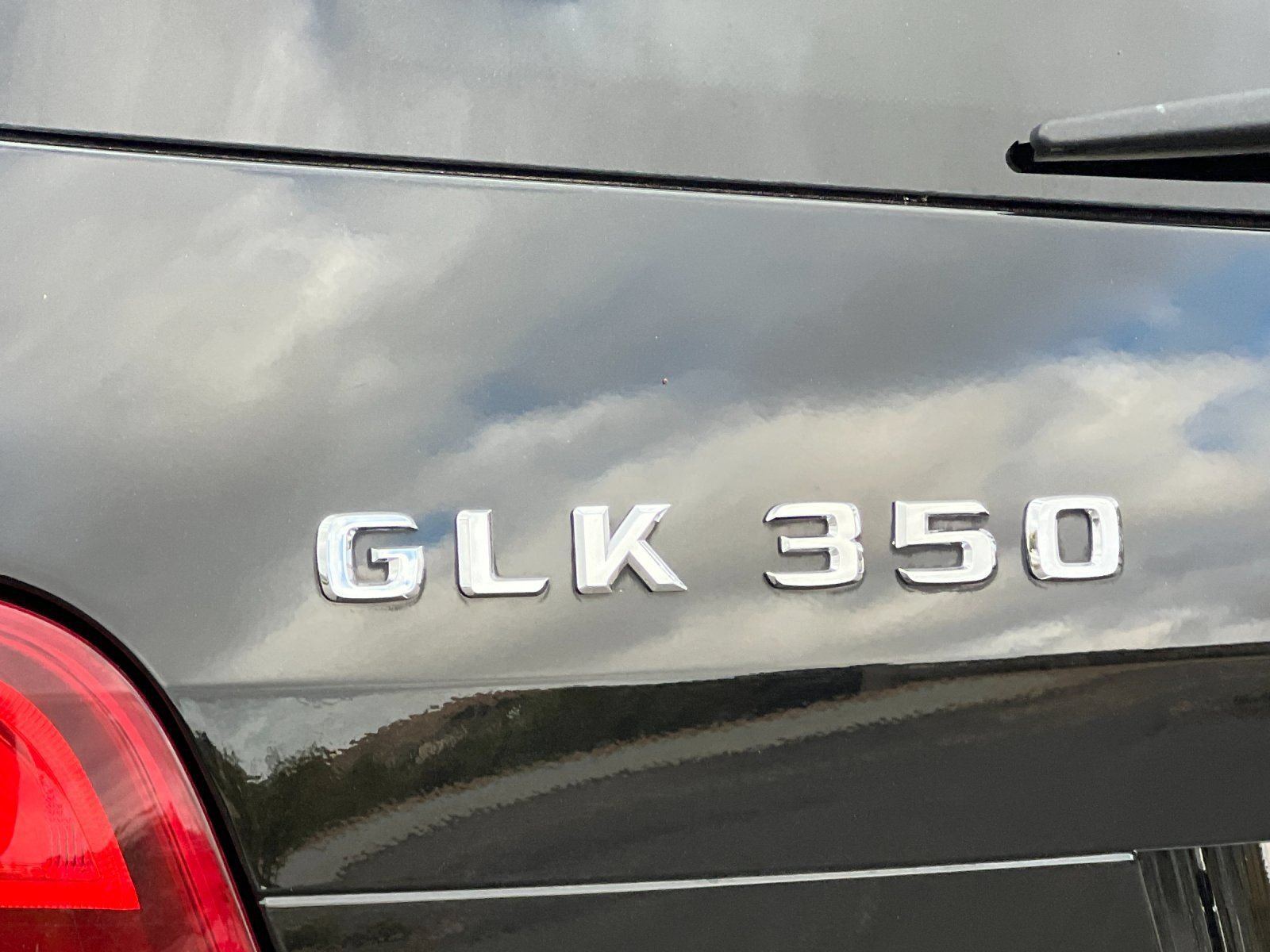 Used 2015 Mercedes-Benz GLK 350 4MATIC image 26