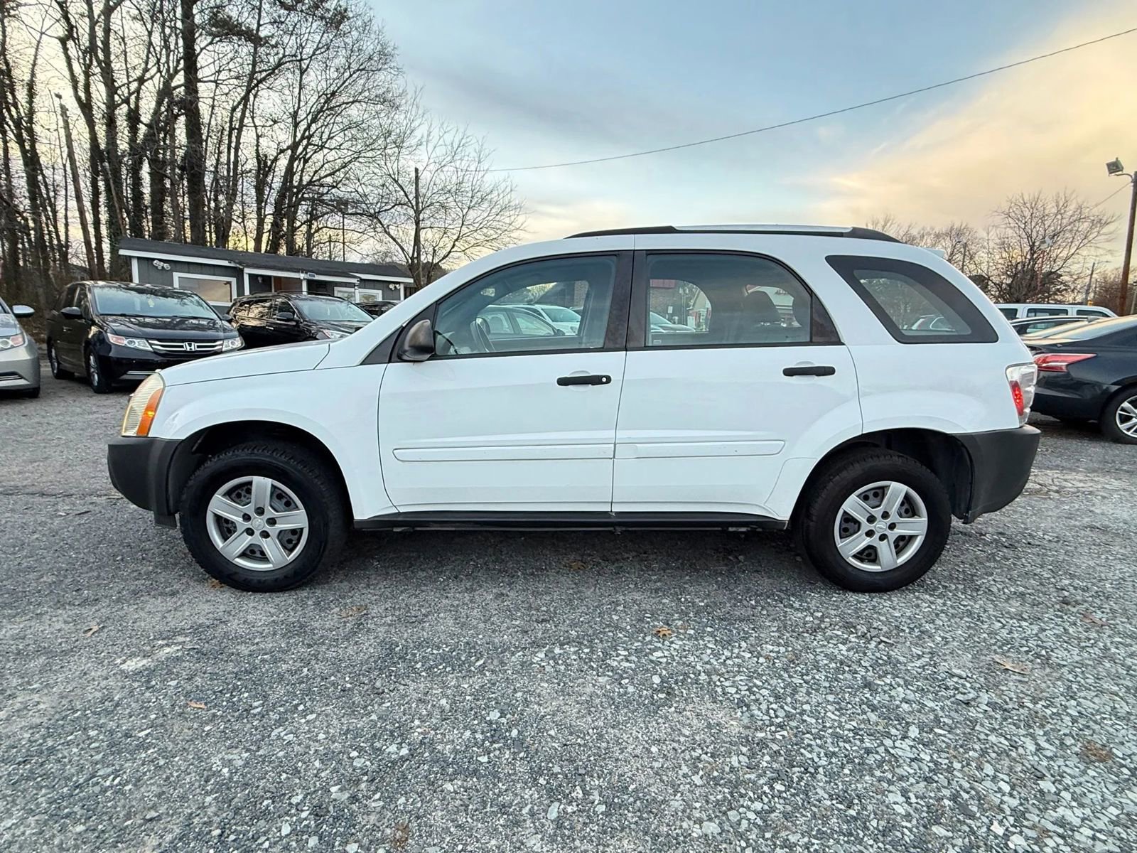 Used 2005 Chevrolet Equinox LS image 4