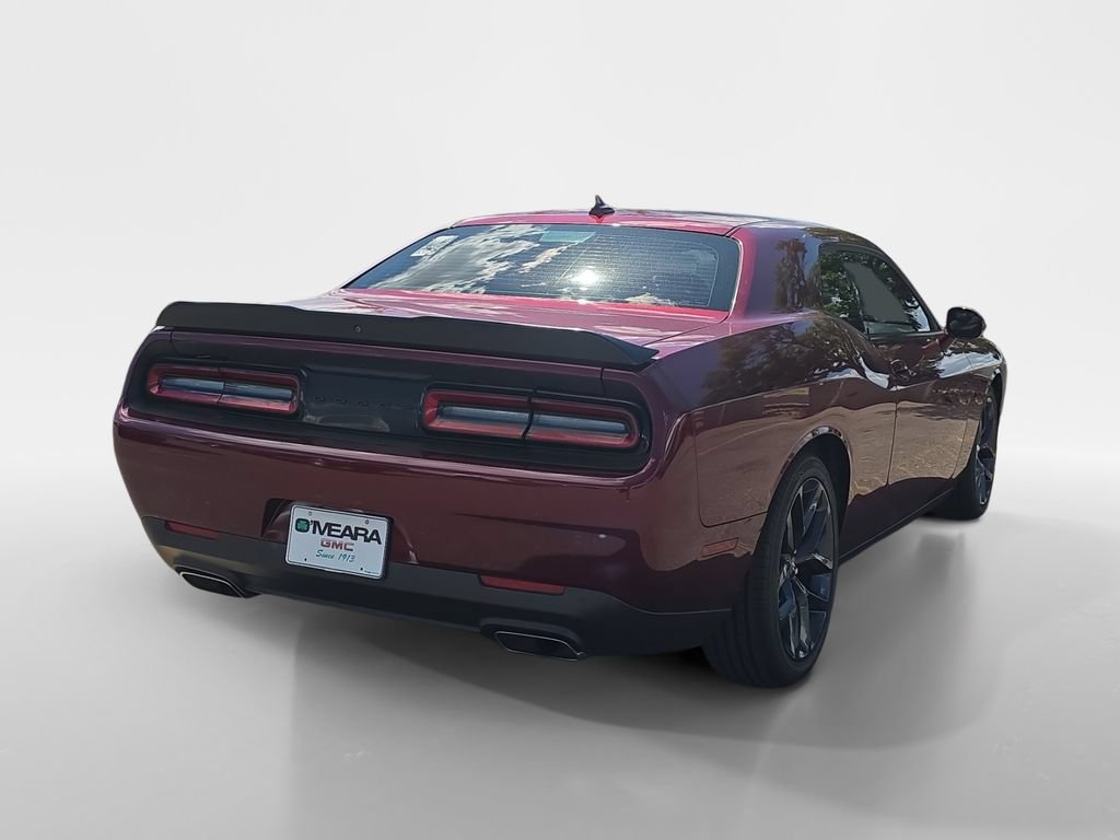 Used 2023 Dodge Challenger R/T w/ Blacktop Package RWD image 6