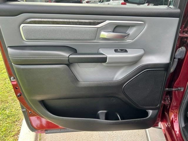 Used 2020 RAM 1500 Big Horn AWD/4WD image 40