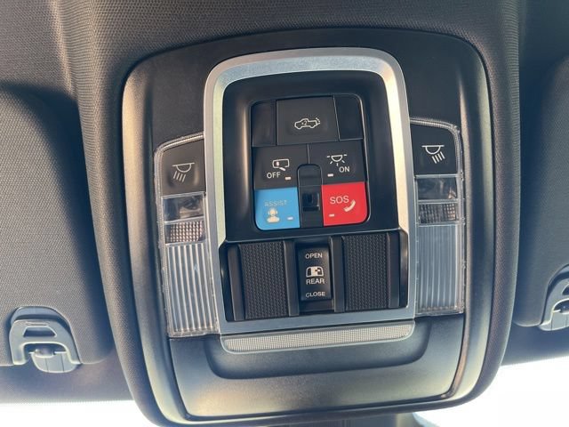 Used 2025 RAM 1500 Big Horn AWD/4WD image 24