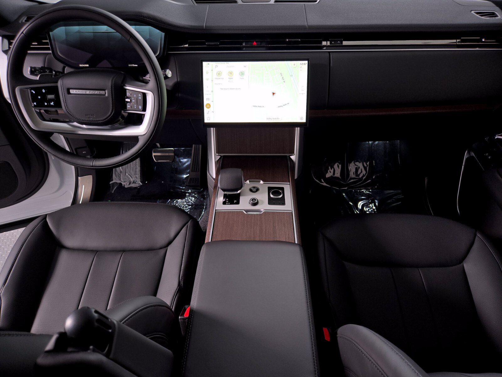 New 2027 Land Rover Range Rover SE AWD/4WD image 4
