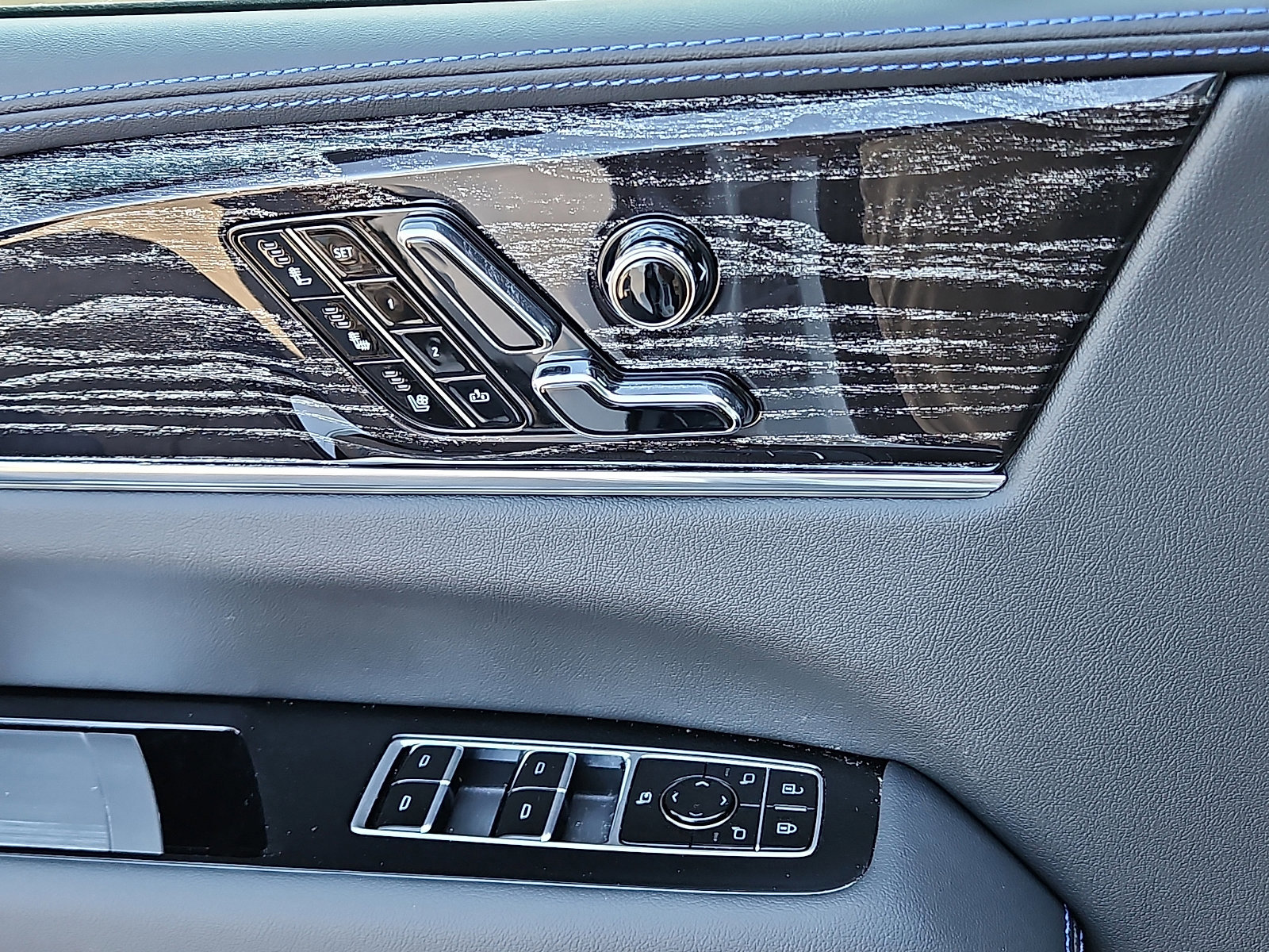 New 2026 Cadillac Escalade IQL Sport 1 image 18