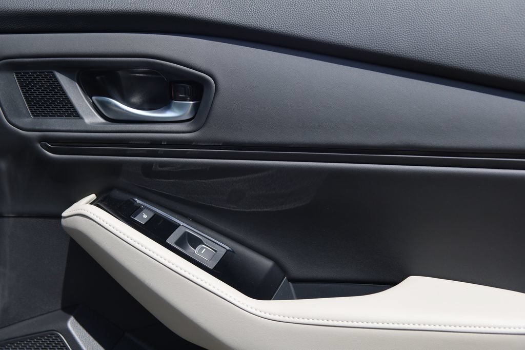 New 2026 Honda Accord Touring image 33