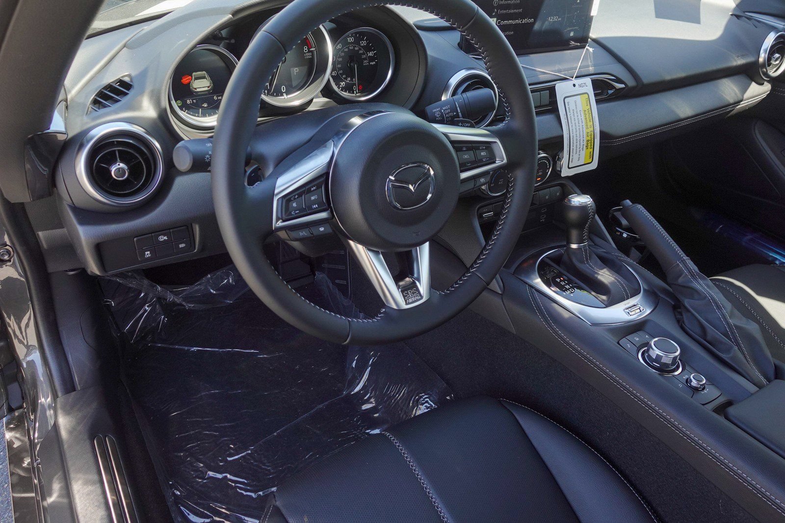 New 2026 MAZDA MX-5 Miata RF Grand Touring w/ Weather Package RWD image 11