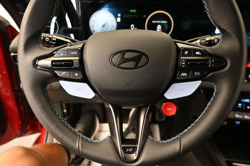 Used 2025 Hyundai Elantra N FWD image 14