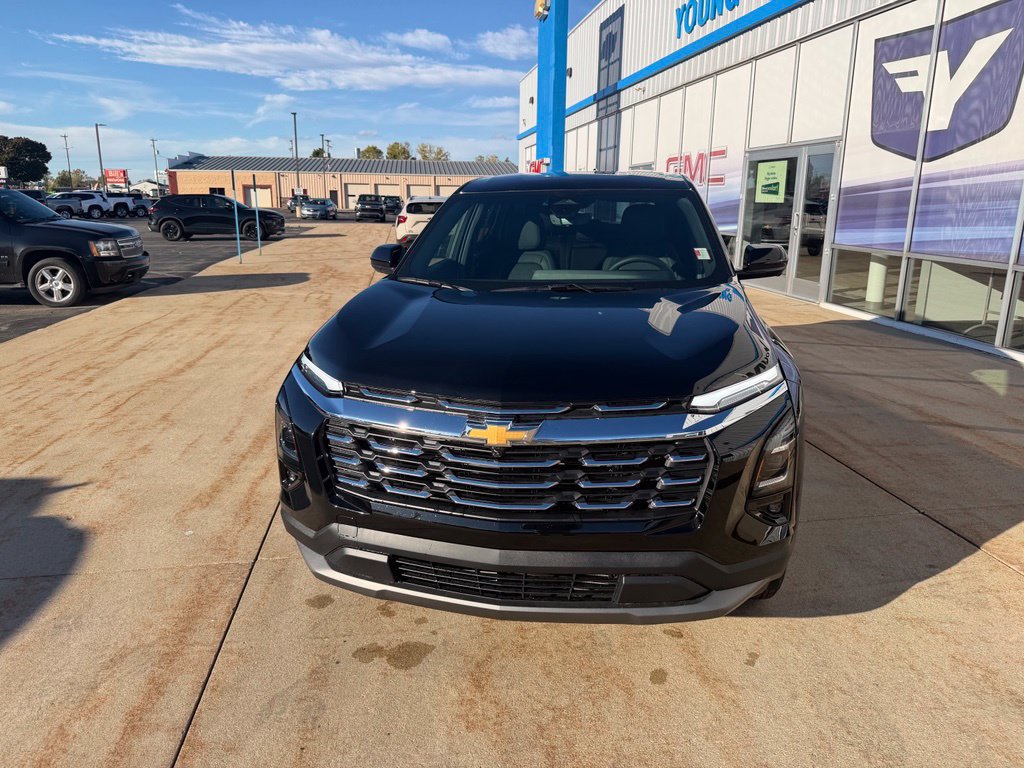 New 2027 Chevrolet Equinox LT w/ Convenience Package II AWD/4WD image 8