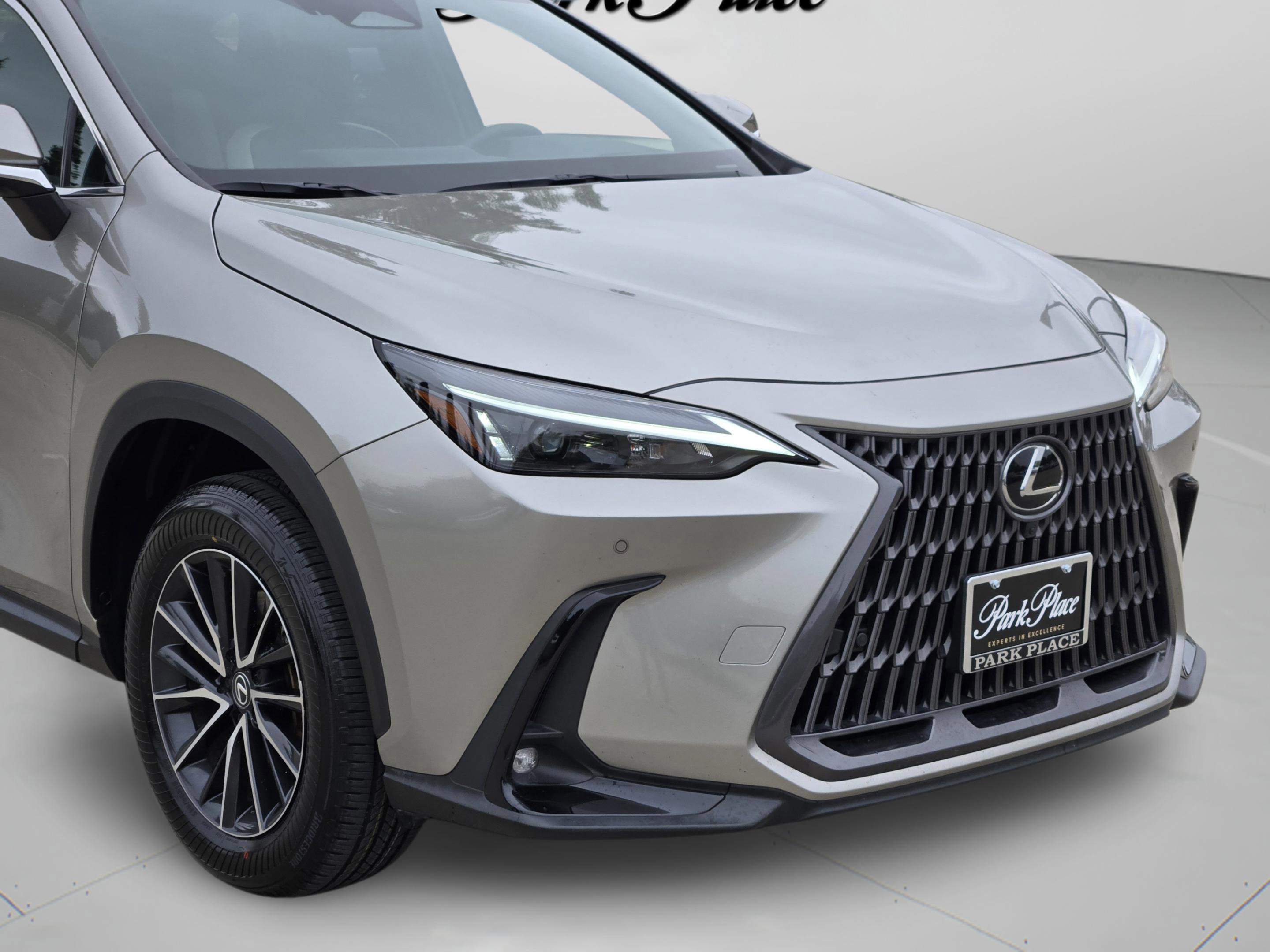 Certified 2024 Lexus NX 350h AWD w/ Vision Package image 32