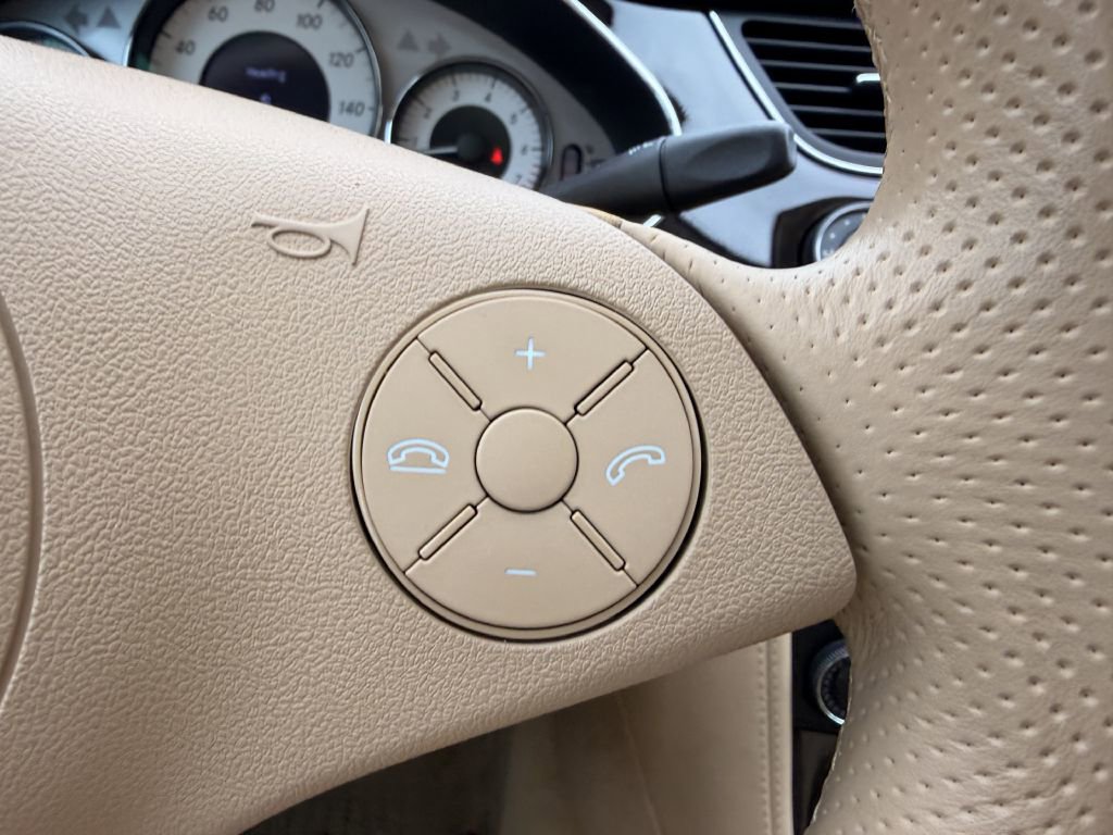 Used 2011 Mercedes-Benz CLS 550 image 21