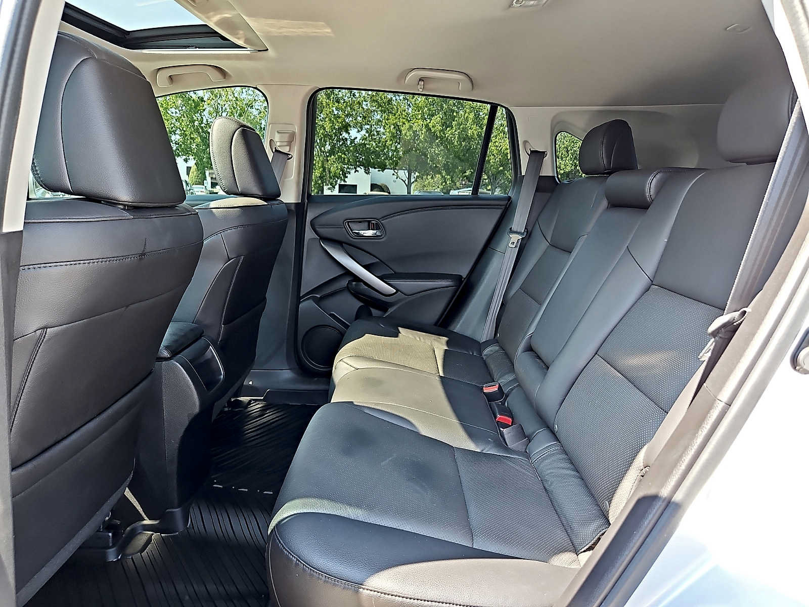 Used 2015 Acura RDX FWD image 10