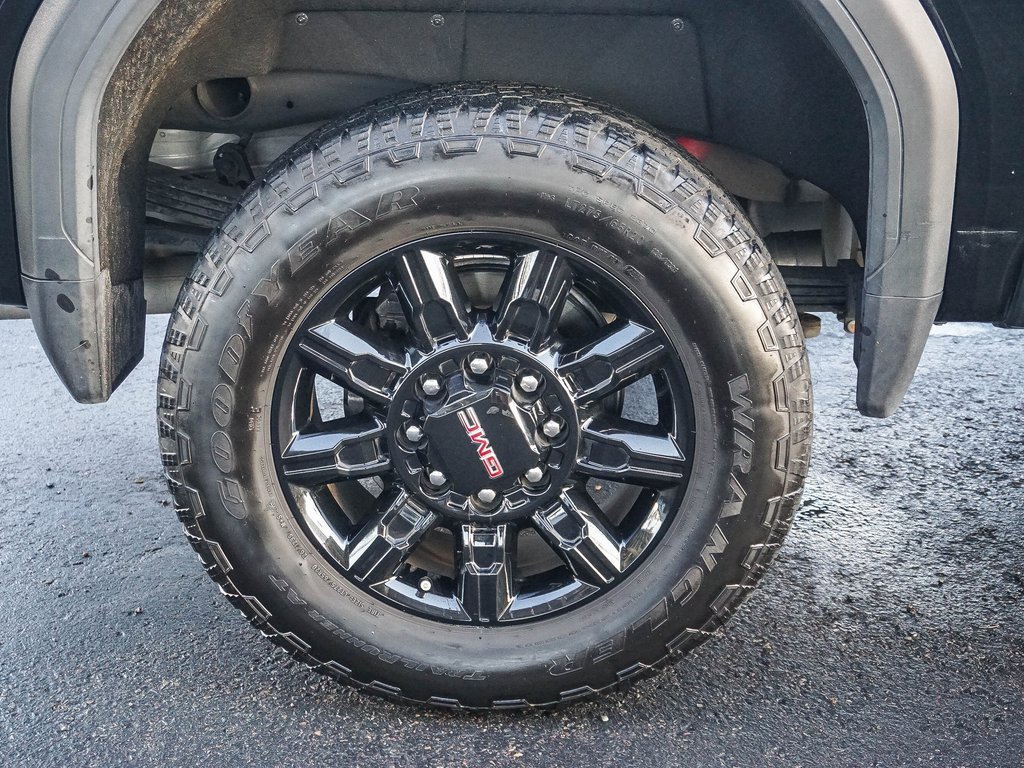 Used 2024 GMC Sierra 2500 AT4 w/ AT4 Premium Plus Package image 9