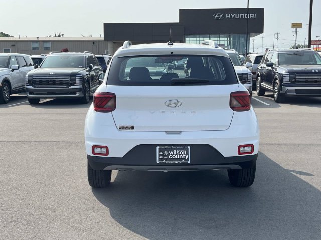 New 2026 Hyundai Venue SEL FWD image 6