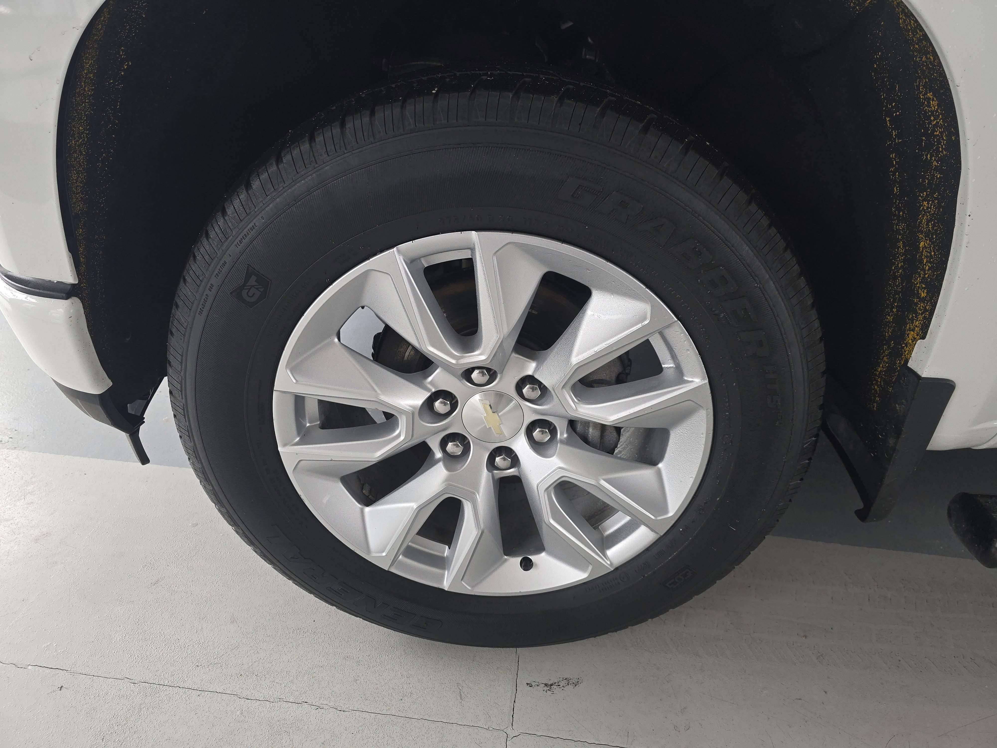 Used 2020 Chevrolet Silverado 1500 Custom w/ Custom Value Package image 11