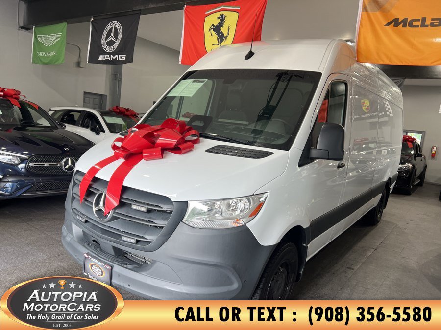 Used 2025 Mercedes-Benz Sprinter 3500 w/ Parking Package image 2